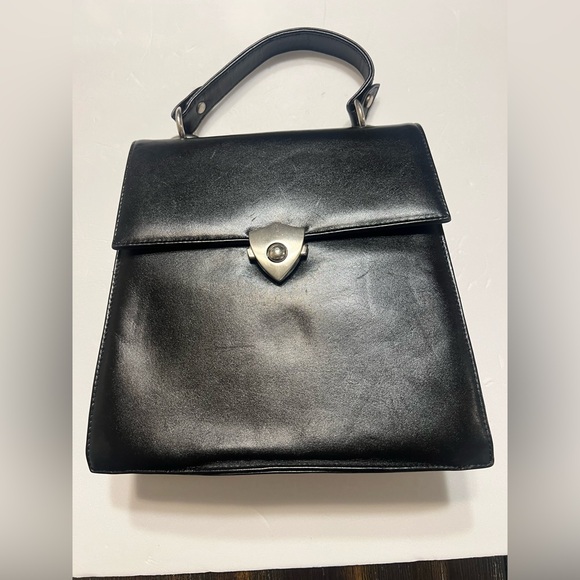Vintage Black Satchel with Elegant Silver Clasp - Picture 5 of 12
